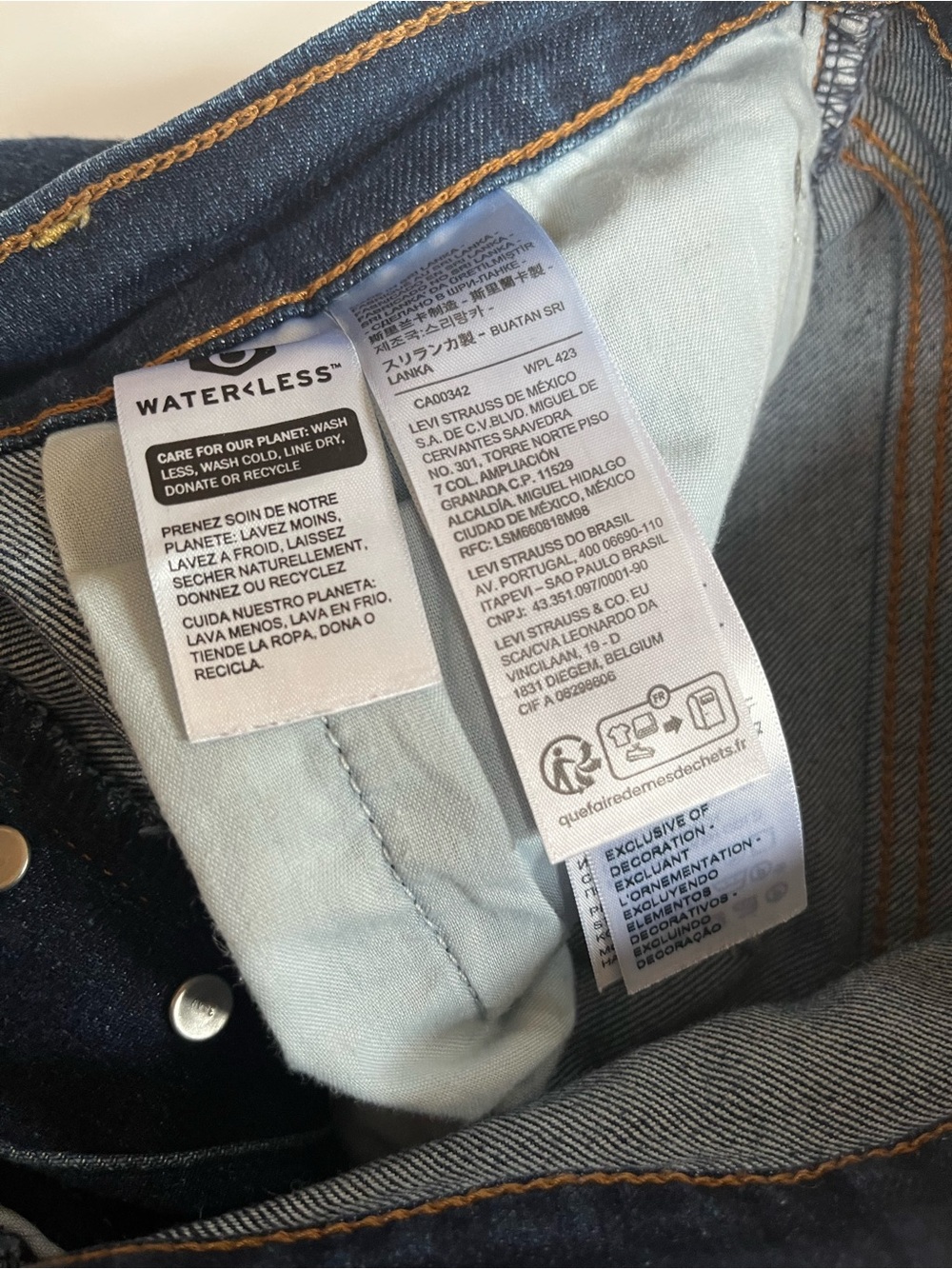 Levi's Indigo Wash Wide Ribcage Straight Ankle Cropped High Rise Denim Jeans - Picture 12 of 12